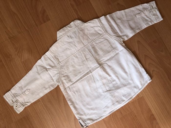 Jolie chemise blanche ML T. 23 mois/2 ans garçon TBE - photo numéro 2