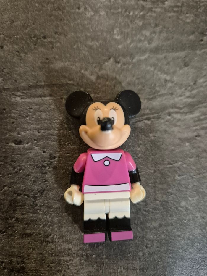 Figurine lego minnie disney