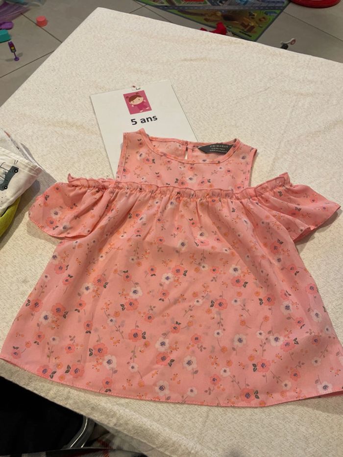 Blouse primark 5-6 ans neuve