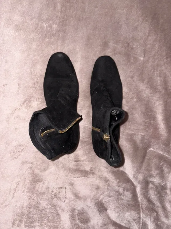 Bottines femme noir à talons taille 38 en très bon état - photo numéro 5
