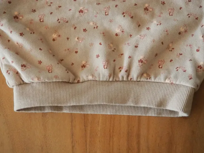 Pull Kiabi pour fille de 3 mois - photo numéro 3