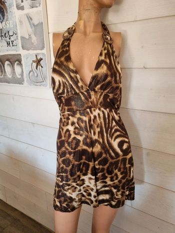 Robe dos nu TU ou 38-40