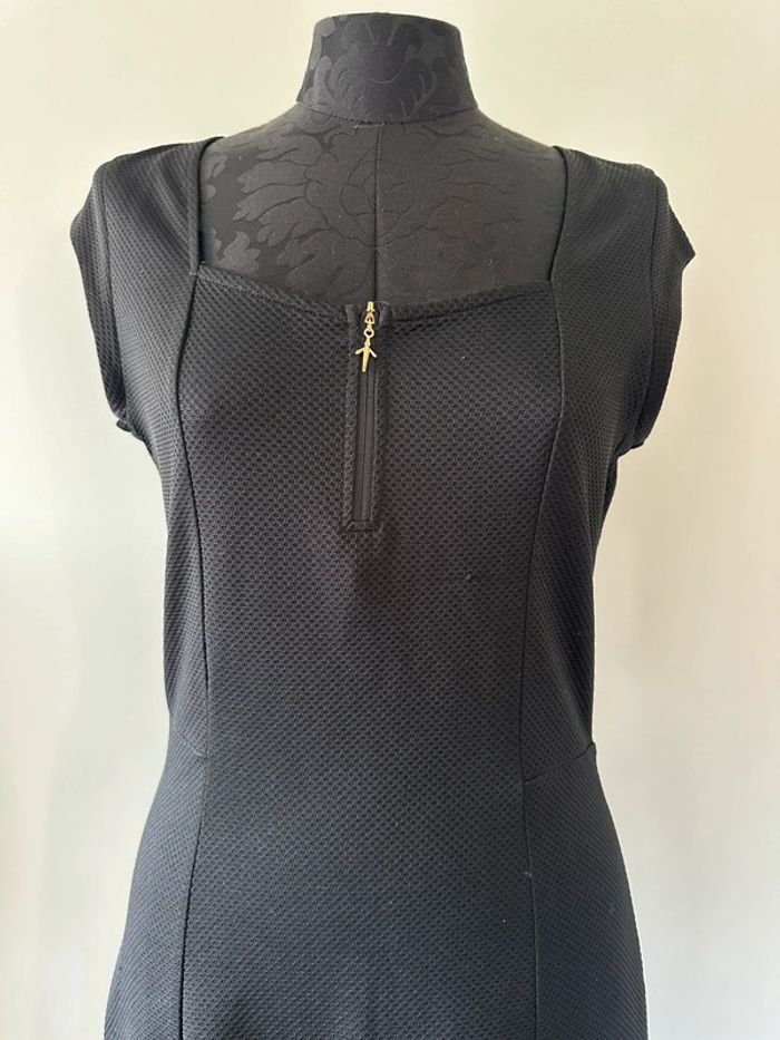 Robe noire cintrée Mosquitos - photo numéro 6