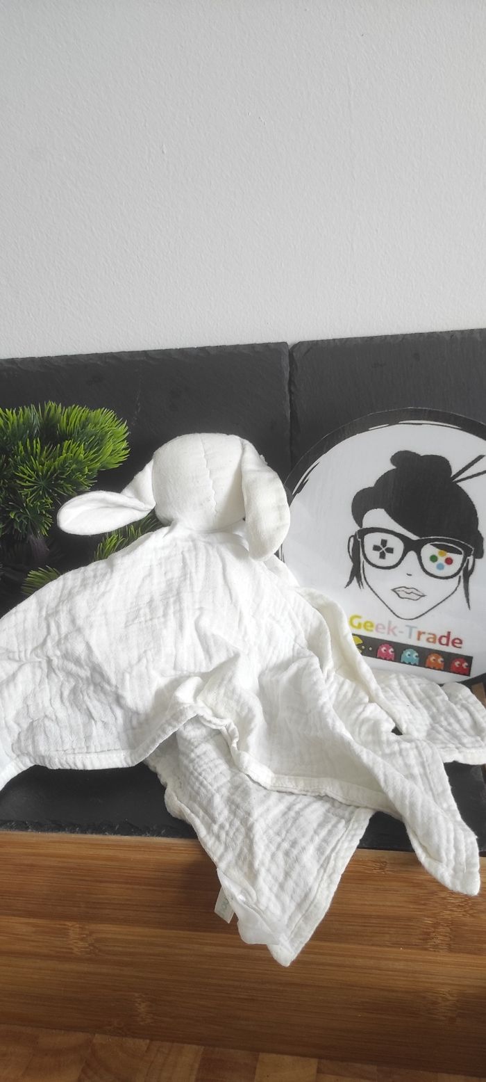 Doudou plat Lapin lange coton blanc bout'chou monoprix noir Carré Plat - photo numéro 2