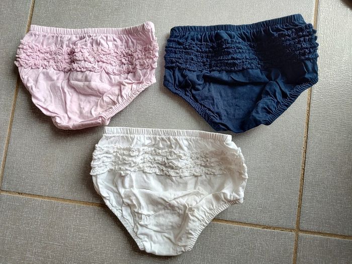 Lot de 3 culottes T.68 cm - photo numéro 2