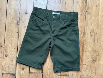 Short bermuda denim kaki état neuf 10 ans Name it 