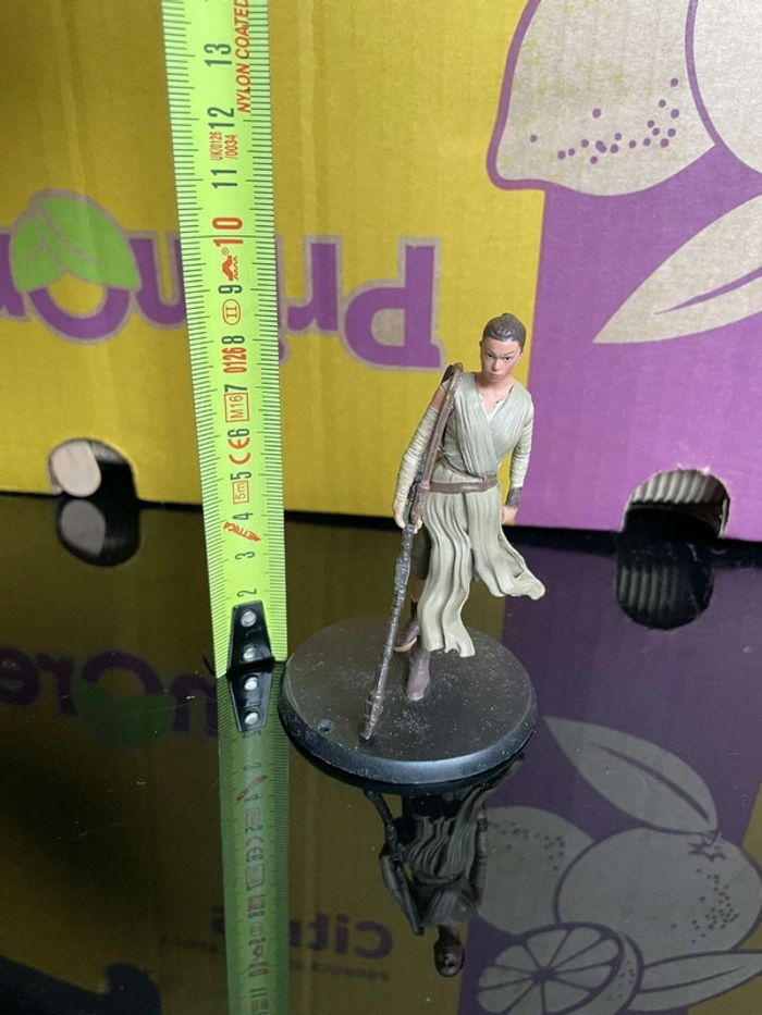 Figurine Rey Star Wars Disney Lucasfilm - photo numéro 2