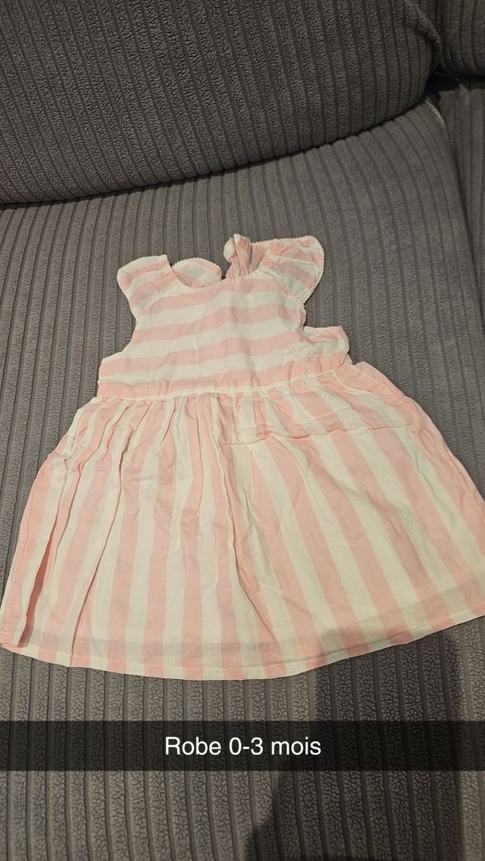 Vêtements bébé 1 à 3 mois - photo numéro 8
