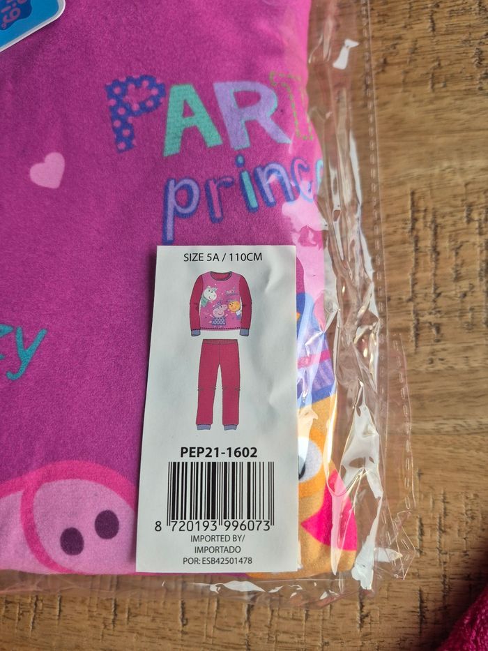 Pyjama 2 pieces 5 ans - photo numéro 2