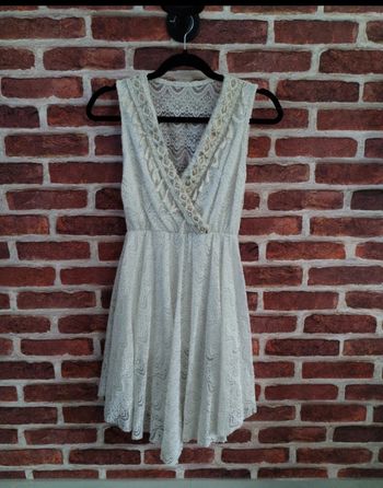 Robe dentelle 