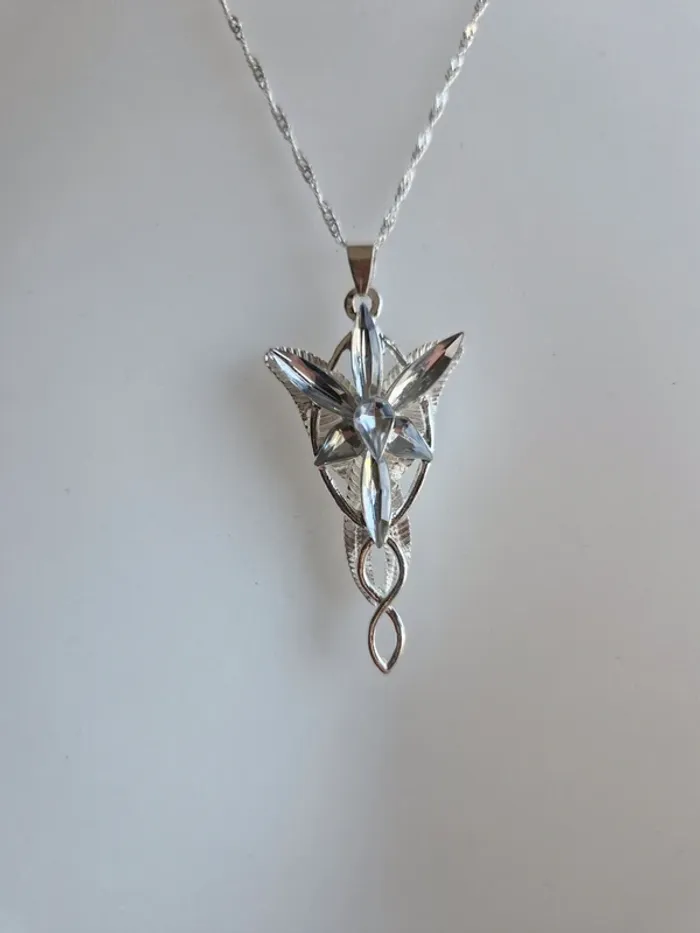 Collier fantaisie argenté pendentif Arwen Seigneur des Anneaux - photo numéro 2