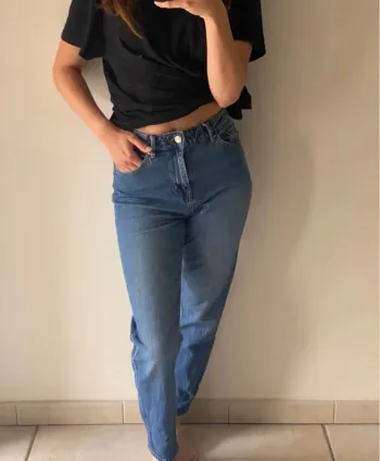 Jeans mum