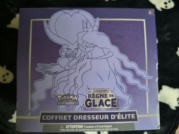 Coffret dresseur d'élite pokémon Règne de Glace