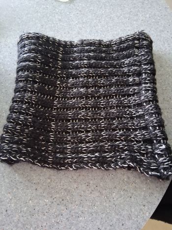 Tour de cou lainage noir argenté