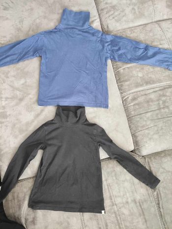 Lot de deux sous-pulls fille 6 ans bleu marine et noir