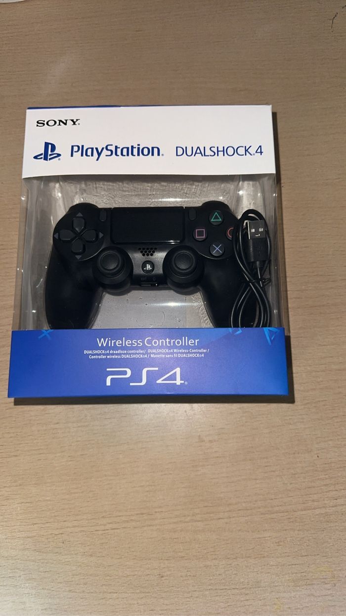 Manette ps4 - photo numéro 3