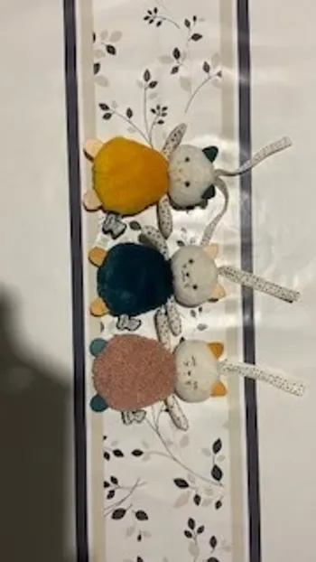 Peluches sensorielles bébé kaloo