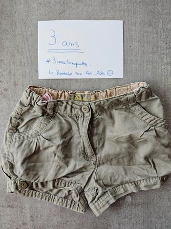 Short kaki