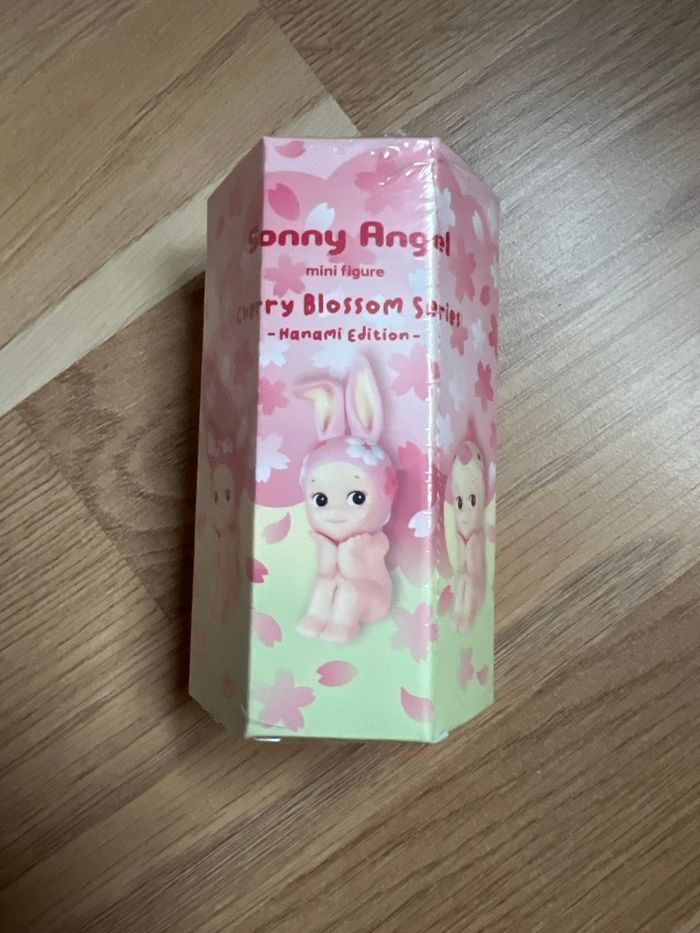 Sonny Angel Cherry Blossom neuf