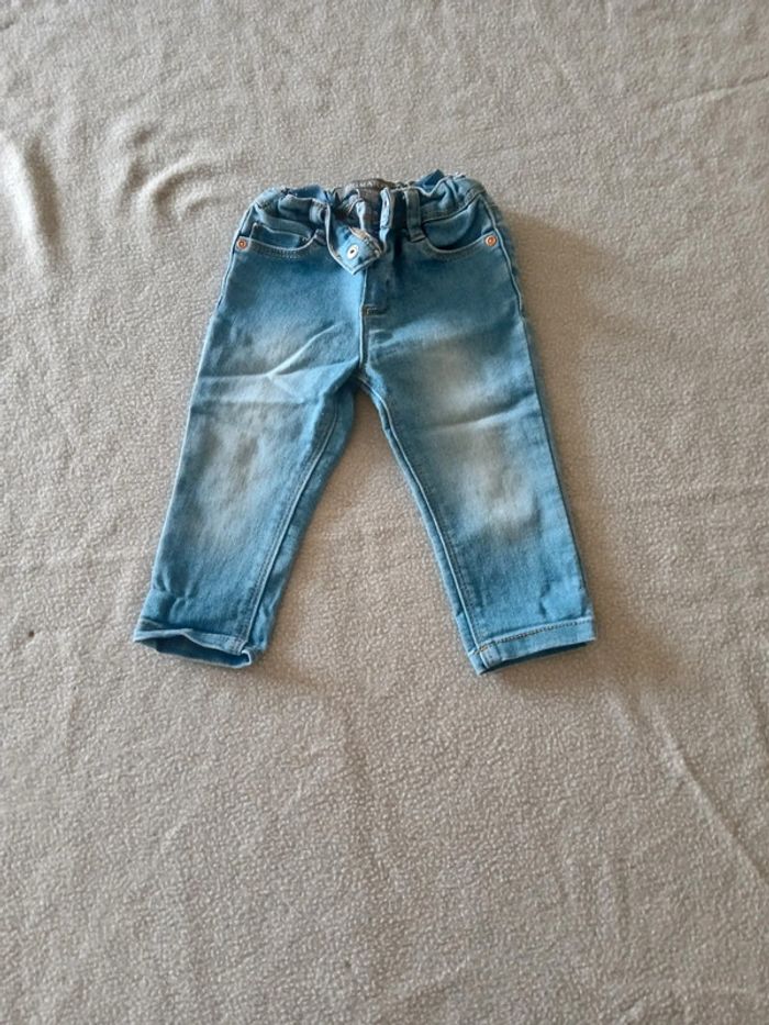 Lot jeans 6 mois - photo numéro 2
