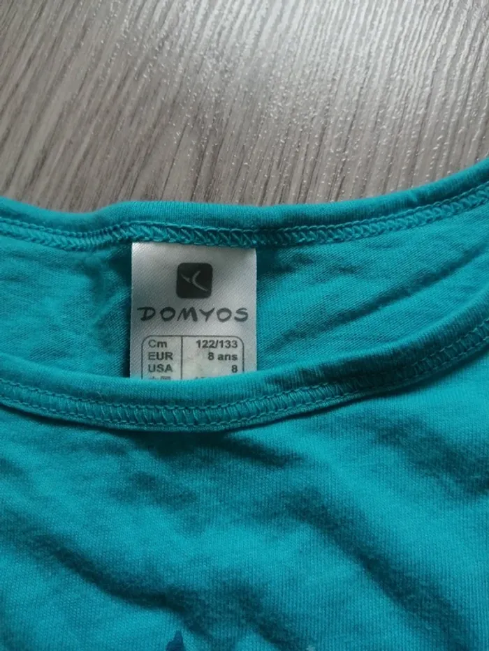 Tee-shirt bleu à message avec étoiles / domyos / (8ans) - photo numéro 2