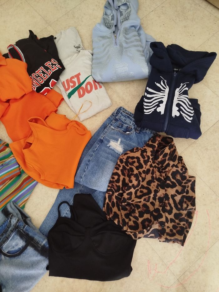 Lot de vêtements femme - photo numéro 3