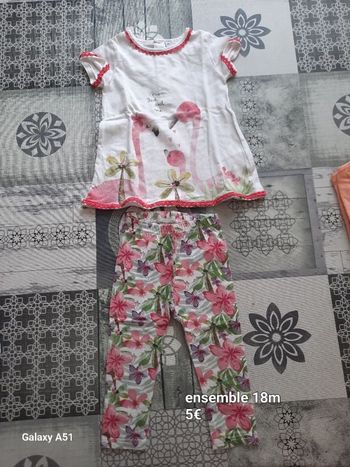 Ensemble tee-shirt + legging 18 mois