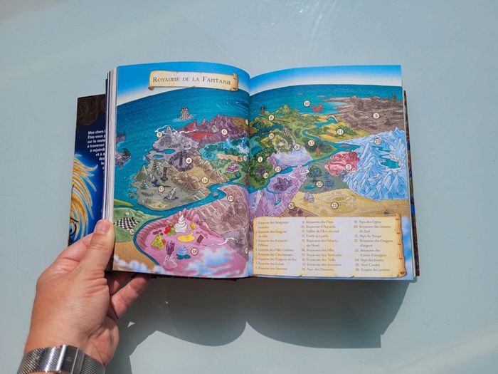 Geronimo Stilton : Très gros livre Chevalier au Royaume de la Fantaisie 🛡 - photo numéro 5