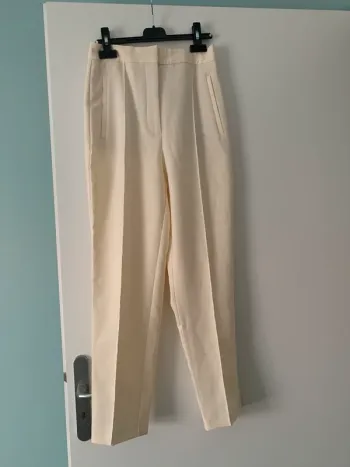 Pantalon à pinces Zara