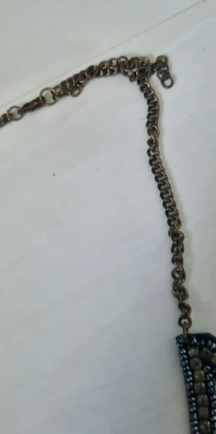 Lot de 2 colliers plastrons noir et argenté new look - photo numéro 4