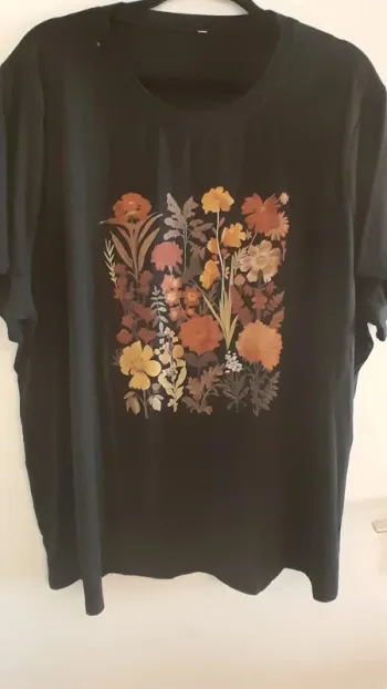 T-shirt imprimé fleurs, taille 5XL, fond noir