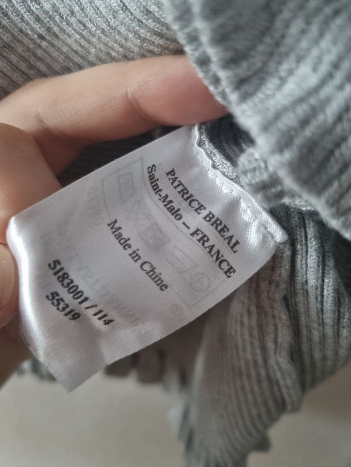 Pull gris col V - photo numéro 7