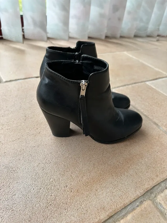 Bottines noires - photo numéro 2