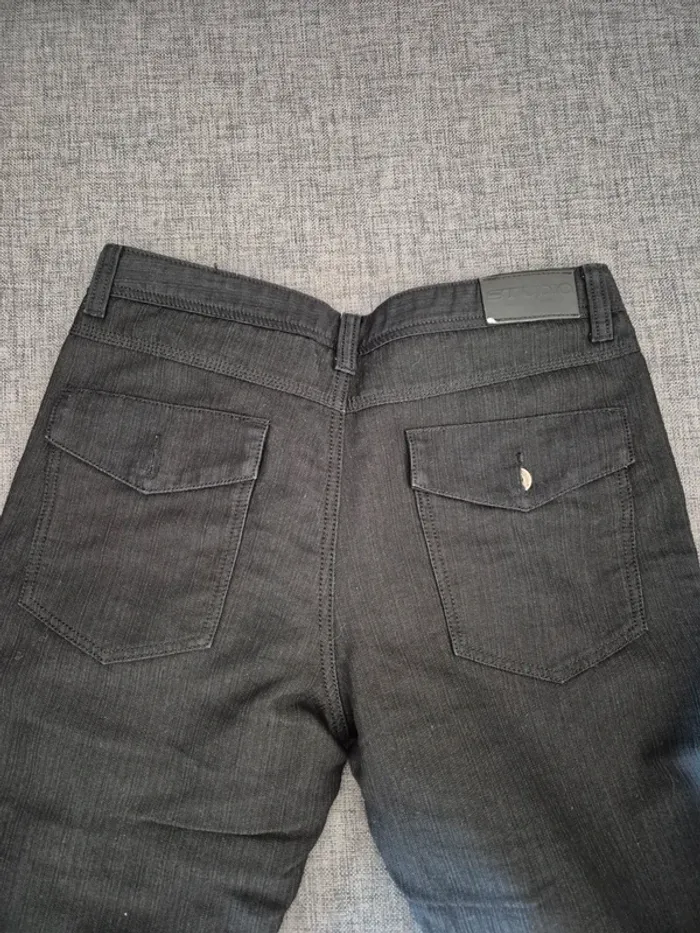 Jean homme Taille 42 - photo numéro 4