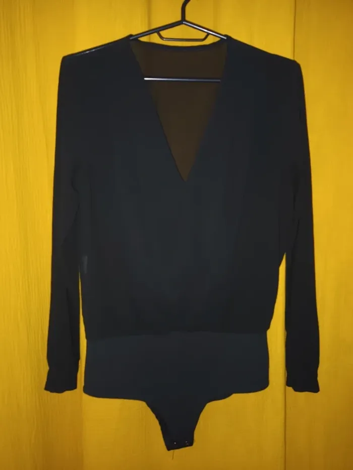Body noir chic