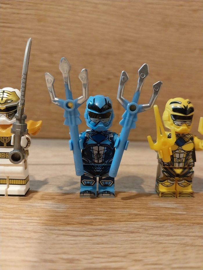 Figurines type lego Power Rangers - photo numéro 6