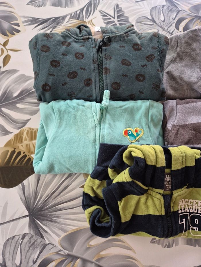 Lot de 5 gilets bébé - photo numéro 2