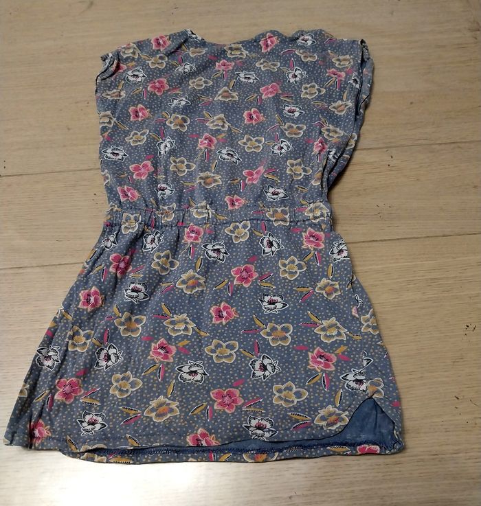 Robe été fille 6ans en très bon état - photo numéro 2