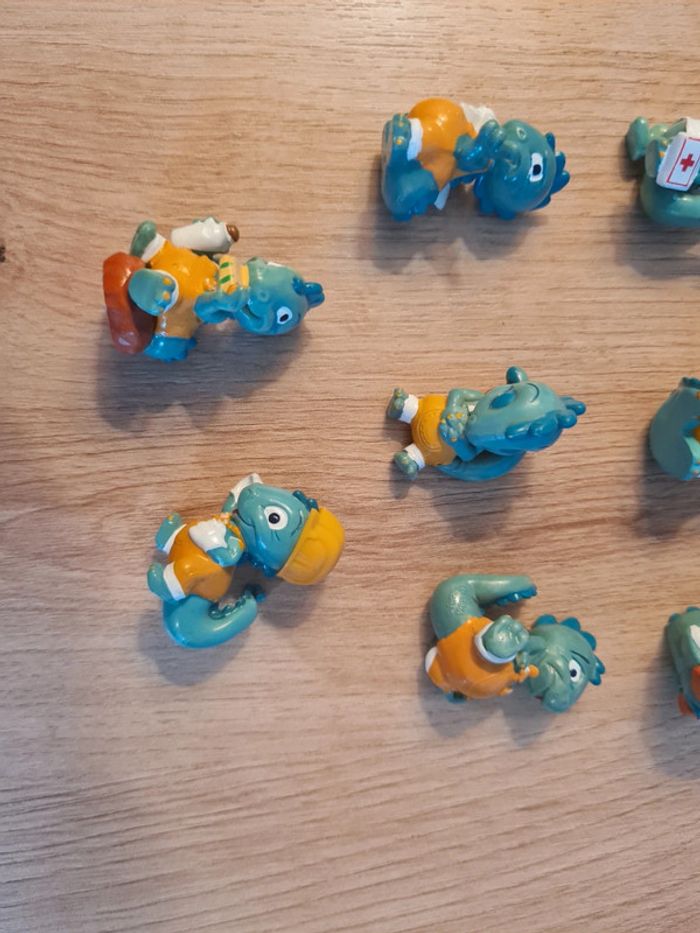 Lot de 8 figurines Kinder Vintage Dino - photo numéro 2