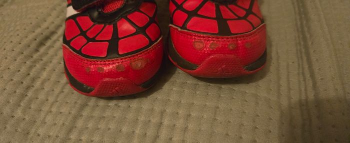 Basket adidas spiderman 23 - photo numéro 6