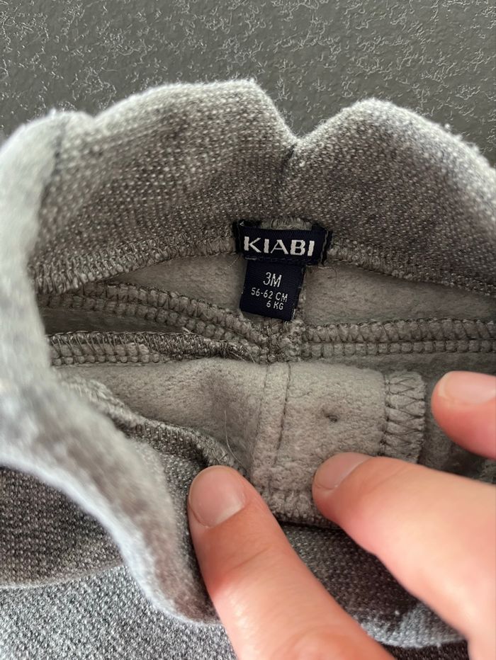 Pantalon gris 3 mois Kiabi - photo numéro 3