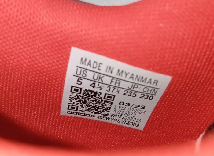 Baskets Adidas Enfant Taille 37 En Très Bon État - photo numéro 7