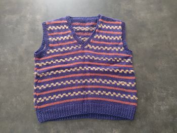 Pull sans manches environ 18/24 mois