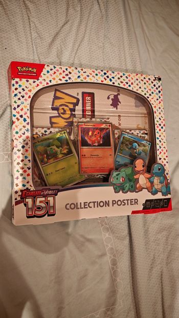 Coffret Pokémon poster 151 fr neuf