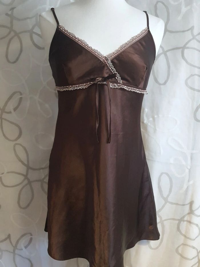 Nuisette femme 36 - S - photo numéro 2
