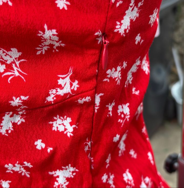 Robe à imprimé floral 🌺 col carré 📏 Taille 36 Jennyfer 🏷 - photo numéro 3