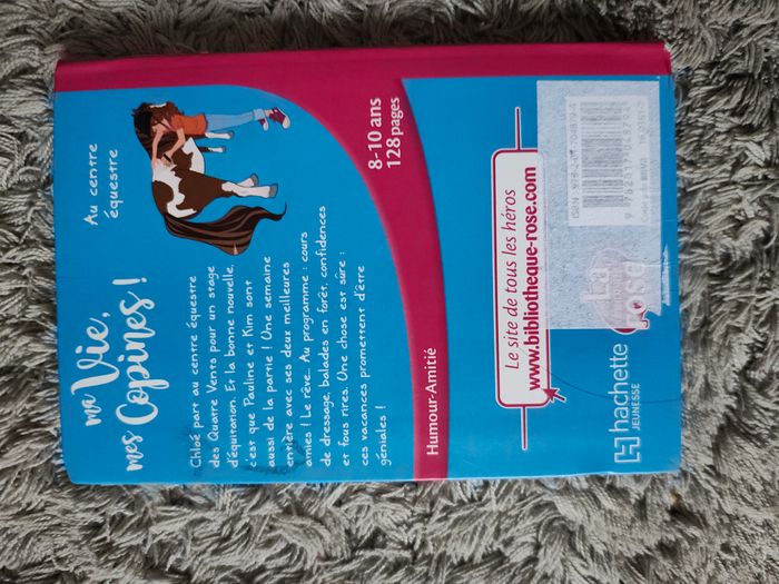 Livre ma vie mes copines! Au centre équestre Tome 10 - photo numéro 2