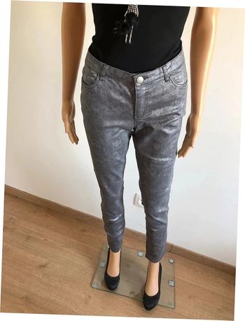 Pantalon imprimé gris argenté LolaLiza taille 38 jamais porté