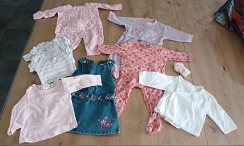 Lot vêtements 6 mois bébé fille