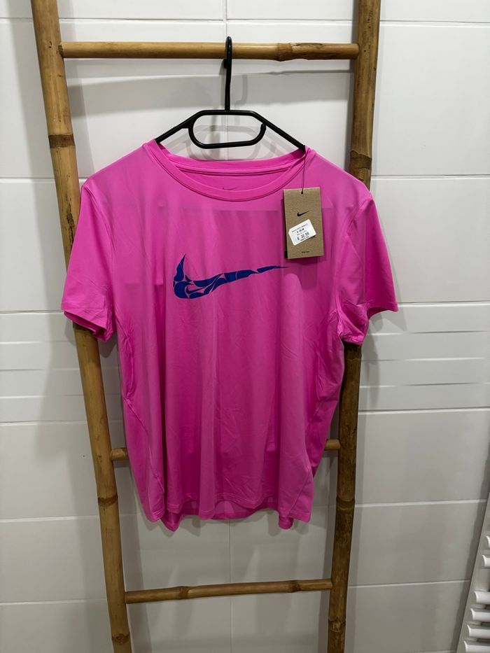 T-shirt Nike dri fit - photo numéro 5